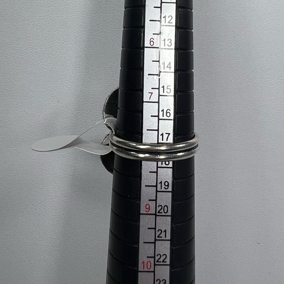 Shiva Shell 925 Gemstone Ring size 8 - Picture 2 of 3